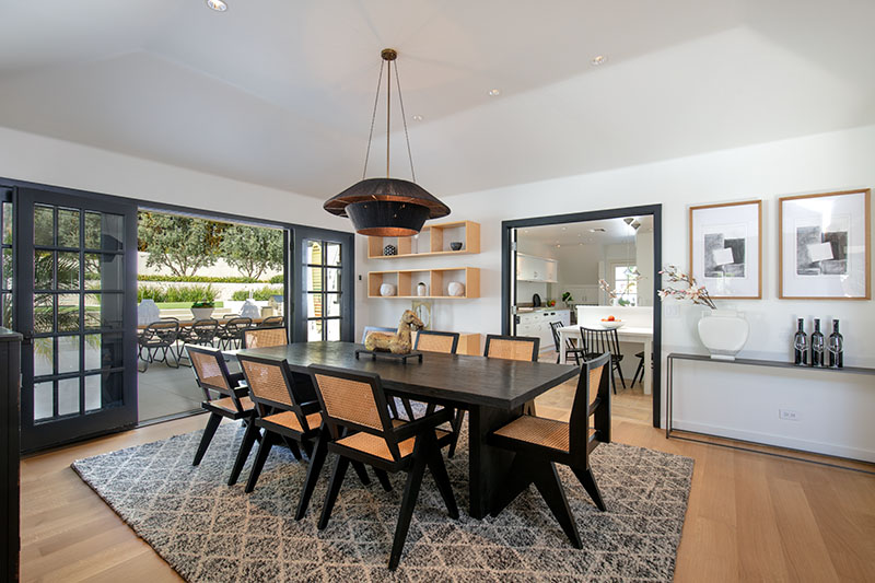 Mandeville Canyon Road dining room