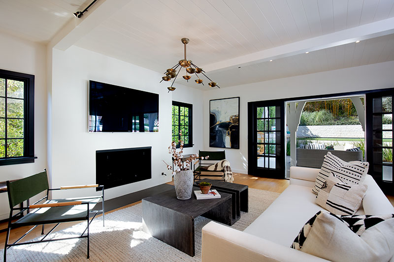 Mandeville Canyon Road family room